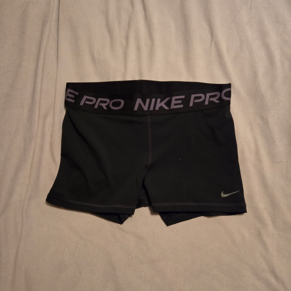 Nike Pro Women's Athletic Black Shorts